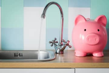 1ヶ月5000円ほど水道代を払っていますが北海道に住む友人は「月1000円台」だそうです…！なぜそんなに違いがあるの？