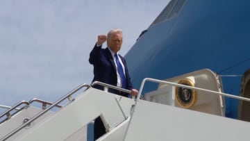 トランプ大統領が中東3カ国歴訪に出発…サウジ、カタール、UAE訪問へ　1兆ドルの投資求める構え
