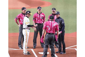 プロ野球ファンが思わず反応「愛されてる審判」「誰の需要に…」　グッズ化希望の声も殺到した人物の正体は
