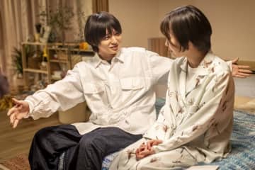 伊野尾慧＆伊原六花“夫婦”の前に謎の女性・井桁弘恵が登場　『パラレル夫婦』第7話あらすじ