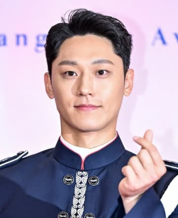 俳優イ・ドヒョン、本日（5月13日）除隊！5歳年上の恋人も歓喜、広告業界からもすでにラブコール絶えず