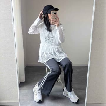 大人が着映える「白トップス」→【しまむら】に1,500円以下で見つけちゃった、、！