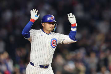 カブス、中地区首位を堅守　鈴木誠也が10号2ランで4年連続2桁本塁打　好投の先発レイは3連勝