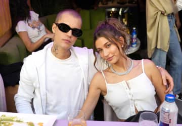 ジャスティン・ビーバー、妻のヘイリーに豪華な初めての母の日のお祝いをプレゼント
