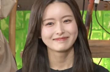 石原さとみ似と話題の26歳美女のビジュアルに絶賛の声「北川景子と石原さとみを足した感じ？」「TWICEサナに似てる」