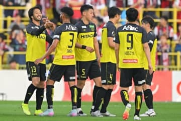 「どこのポジションでも数的有利を作る」柏にどう対応すべきだったか。元日本代表DFの見解は？