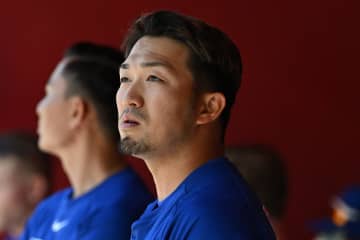 「レーザーのような一発」鈴木誠也がメモリアル弾！ 日本人通算900号＆４年連続２桁本塁打を達成に米メディアも興奮「どんどん投げてくれ」