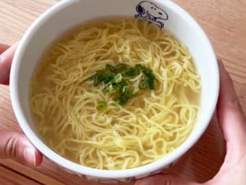 小さじ１杯と大さじ１杯で『ミスドの汁そば』の味　再現レシピに「コレが食べたかった」