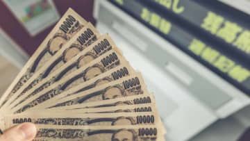 6割が「生活が苦しい」と回答…日本人の世帯収入、中央値は「405万円」