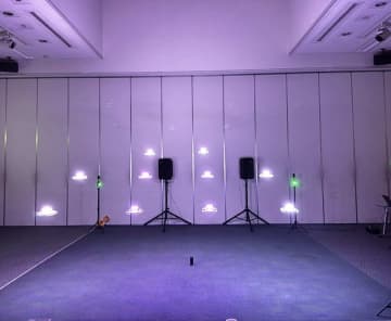 インドアで楽しむ！新感覚エンターテイメント「インドアドローンショー」の提供開始