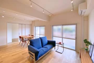 久我山マンション 3階｜「渋谷」まで直通電車で15分の「久我山」駅徒歩2分の駅近、商店街至近の生活利便性の高い立地。南向きで陽当たり良好な最上階角部屋