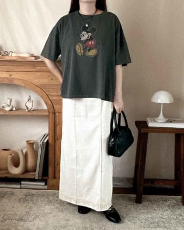 “キャラTシャツ”どう着る？【しまむら】 子供っぽくならない「夏カジュアルコーデ」