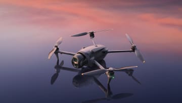 DJI、「Mavic 4 Pro」を発表。1億画素のハッセルブラッドカメラや360°ジンバル搭載