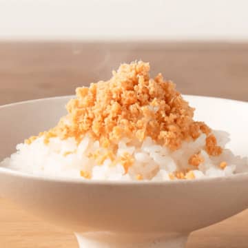 【久世福商店】大人気商品「大人のしゃけしゃけめんたい」を試食できるフェア開催中！