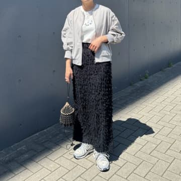 【2025】春はTシャツコーデであか抜ける！ 大人の着こなしテクをご紹介