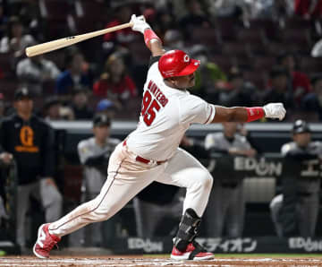 広5―4巨（13日）　広島がサヨナラ勝ち