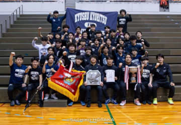 ＜レスリング＞【2025年西日本学生春季リーグ戦・特集】2人のコーチの頑張りで「預けていた」王座を奪還…8季ぶり優勝の九州共立大