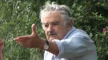 “世界一貧しい大統領”　ウルグアイ・ムヒカ元大統領死去