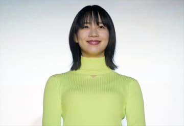 のん、中国・北京でアートな旅⇨「絵になる」「芸術的！」と反響