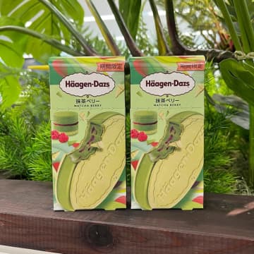 【新作アイス】ハーゲンダッツ クリスピーサンド”抹茶ベリー”が新発売♪