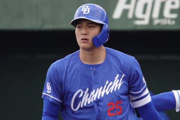 「これを待ってた！」2軍落ちした“未完の大砲”　苦しいチーム事情に復帰待望論が続々