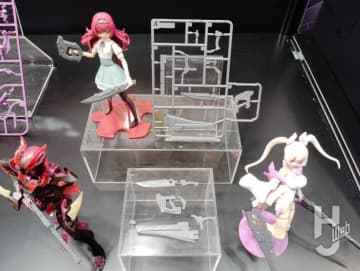 Niθ氏×コトブキヤのコラボキット「M.S.G ウェポンユニット マルチモジュラーブレード 先行配備型」がホビージャパンブースに展示！ガールズプラモスタイル#07を購入して手に入れよう！【静岡ホビーショー2025】