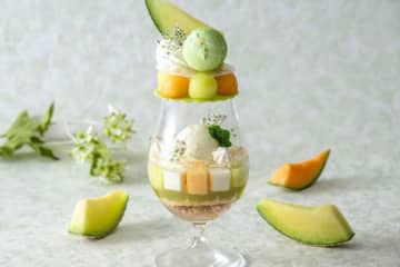 ヨコハマ グランド インターコンチネンタル ホテル、「パルフェ メロン～メロンのパフェ～」を販売　7月13日まで