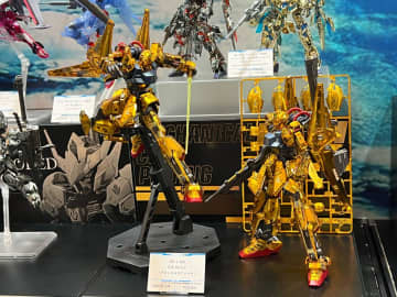 「MG 1/100 百式 Ver.2.0 [メカニカルコアメッキ]」など新作ガンダムベース限定ガンプラが出展！【#静岡ホビーショー】特別仕様の「HG フェネクス」「MGSD ガンダムバルバトス」など多数展示