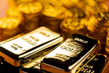 株価大幅下落の中でも、値上がりした「金（ゴールド）」に再注目…投資するなら投信 or 純金積立どちらが有利なのか