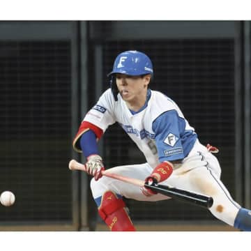 日本ハムが変幻自在の「新庄采配」で2位オリ粉砕…指揮官がチームも他球団も翻弄しながら首位キープ