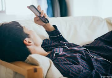 ネット情報はなぜ偏る？18歳までに学んでおきたい「メディアリテラシー」の基本