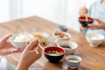 みんなはどれくらいお米を食べてる？毎日2回以上食べる人は半数以下【マイボイスコム調査】
