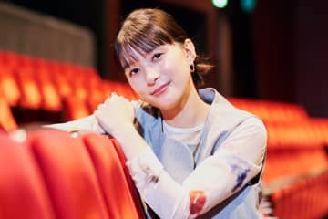 俳優・芳根京子さんインタビュー「引っ込み思案で友達ともうまく話せなかった子が、俳優になると決心」