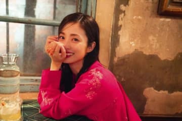 上戸彩、15年ぶり写真集発売へ　寝起きに食事風景も「普通ではなかなかできないような撮影をさせてもらえた」