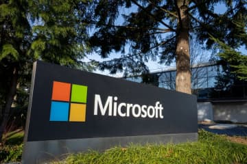 マイクロソフト、AI投資のため約6000人を解雇すると発表