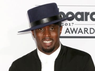 ショーン・コムズの裁判始まる　男性エスコートが赤裸々証言