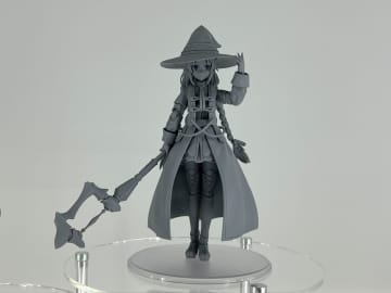KADOKAWAのプラモデル「カドプラ」より「無職転生」のロキシーと「リゼロ」のエミリアが商品化決定！【#静岡ホビーショー】「フルメタFamily」の「11式改」と思われるシルエットも展示