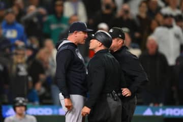 【ＭＬＢ】ヤンキースの〝退場王〟ブーン監督が通算４１度目の退場　球審と激しくやり合う