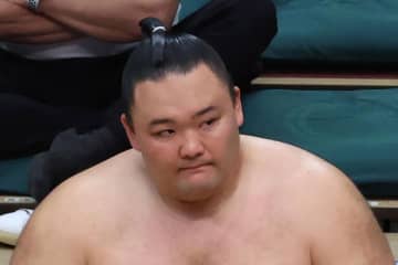 【夏場所】朝乃山まさかの黒星　最短の十両復帰の可能性が消滅　取組後はショック隠せず