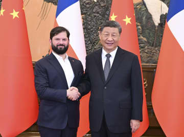 習近平主席、チリ大統領と会談