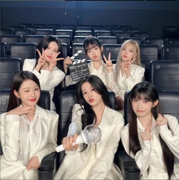『IVE THE 1ST WORLD TOUR in CINEMA』より「LOVE DIVE」ライブ映像が解禁、応援上映も決定
