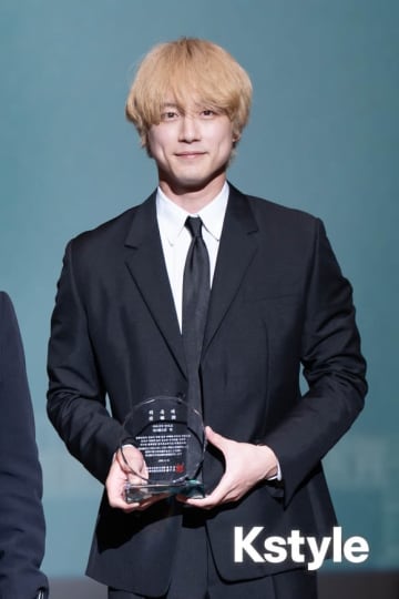 坂口健太郎、韓国での人気を実感！？お気に入りグルメ＆金髪イメチェンの裏話まで（フル動画）