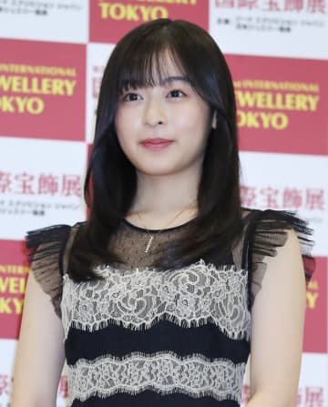 「これ七菜ちゃんですか」森七菜、イメージ激変ショットに反響「着物が似合いすぎ」「ほんと素敵」