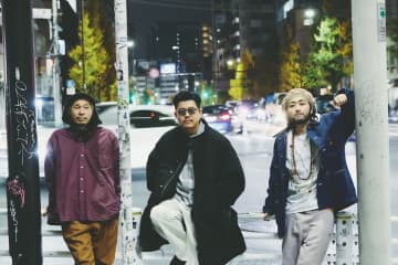 YONA YONA WEEKENDERS、＜YONANOHIワンマン2025＞から新曲「イケてるPOP」と「夜行性」のプレイバック映像公開
