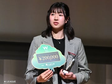 ベストディフェンダー受賞のシャンソン化粧品・佐藤由璃果…悩みながらも自らの色を出したキャプテン1年目