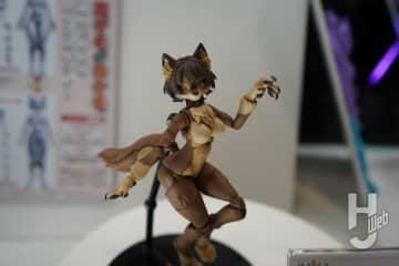 アオシマ「けもプラ」塗装見本が初公開！その造形と大胆な可動域をチェック／VFG「ケーニッヒ・モンスター」、『頭文字D』『ワイルド・スピード』カーモデル最新作、『すみっこぐらし』トコトコなど【第63回 静岡ホビーショー】