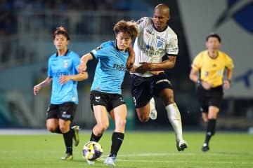 川崎が７試合ぶりの勝利！ 山本弾で追いつき、終盤に相手のOGで逆転！ ２－１で横浜FCを下す