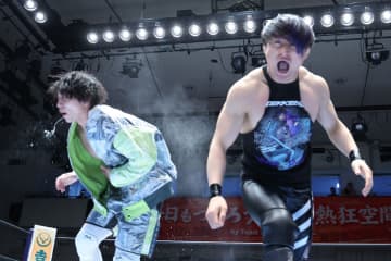 【新日本・ＢＯＳＪ】ＹＯＨがＳＨＯとの〝３Ｋ対決〟に敗れ開幕２連敗　Ｈ．Ｏ．Ｔの乱入に屈する