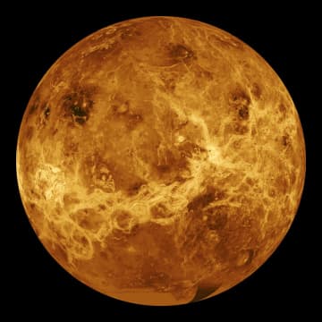 金星の地殻は薄すぎるかも？　今後の金星探査ミッションに期待