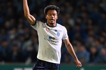 OG献上…横浜FCの29歳DF「壊してしまった」　監督、同僚ら擁護も「今日の負けは自分のせい」